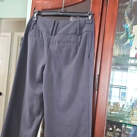 Alfani Dress Slacks Wide legs Grey size 4 - Picture 8 of 9